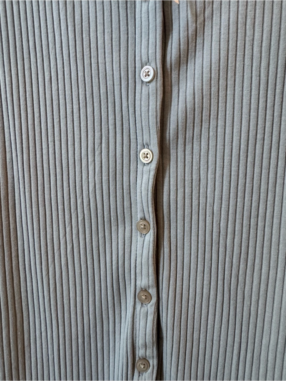 Old Navy Button-Down Ribbed Top - Picture 4 of 5